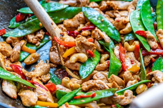 Easy Chicken Stir Fry Recipe (With Vegetables And Cashew)-9