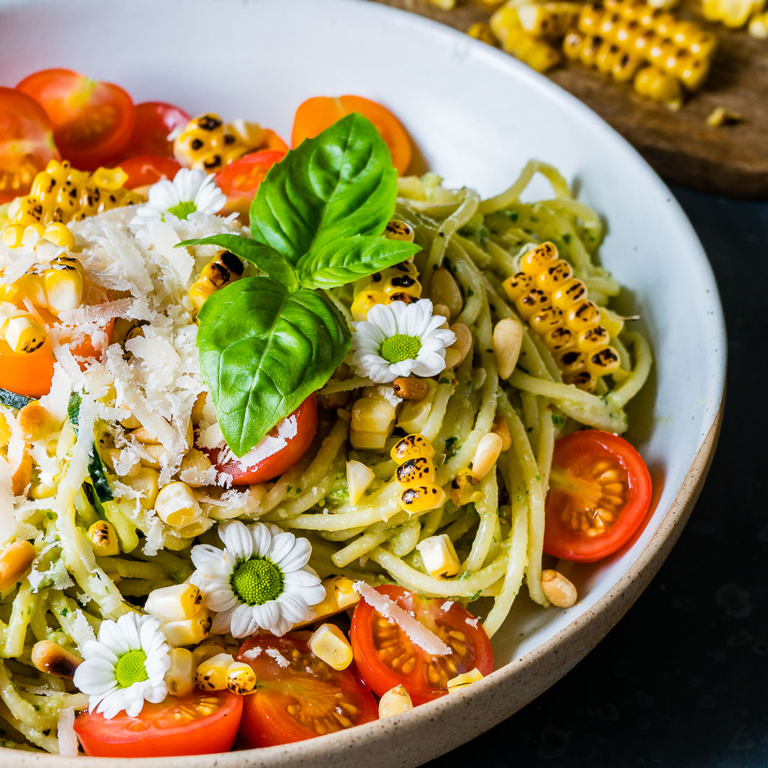 Zucchini Noodles Pasta Recipe with Pesto and Grilled Corn