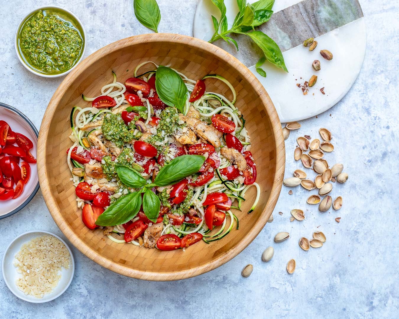 Healthy Pesto Chicken Zoodles Recipe