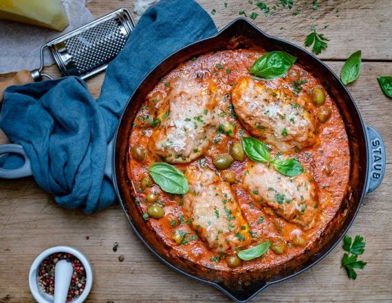 Creamy Italian Chicken in Tomato Sauce (Keto Recipe)