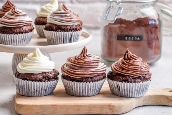 Keto Chocolate Cupcakes With Cream Cheese Frosting - How To Make Chocolate Cupcakes From Scratch-23