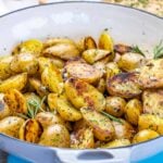Cartofi inabusiti si rumeniti in tigaie