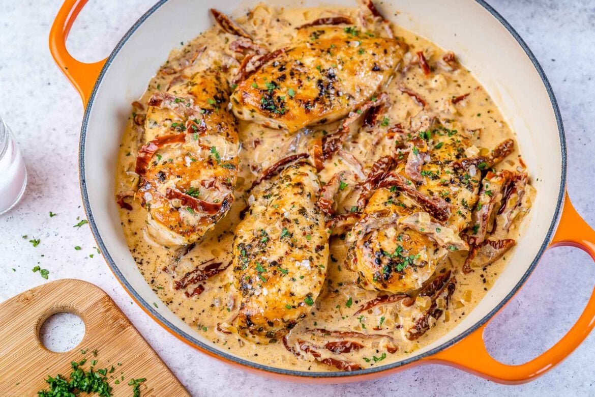 Keto Creamy Chicken with Sun Dried Tomato Sauce