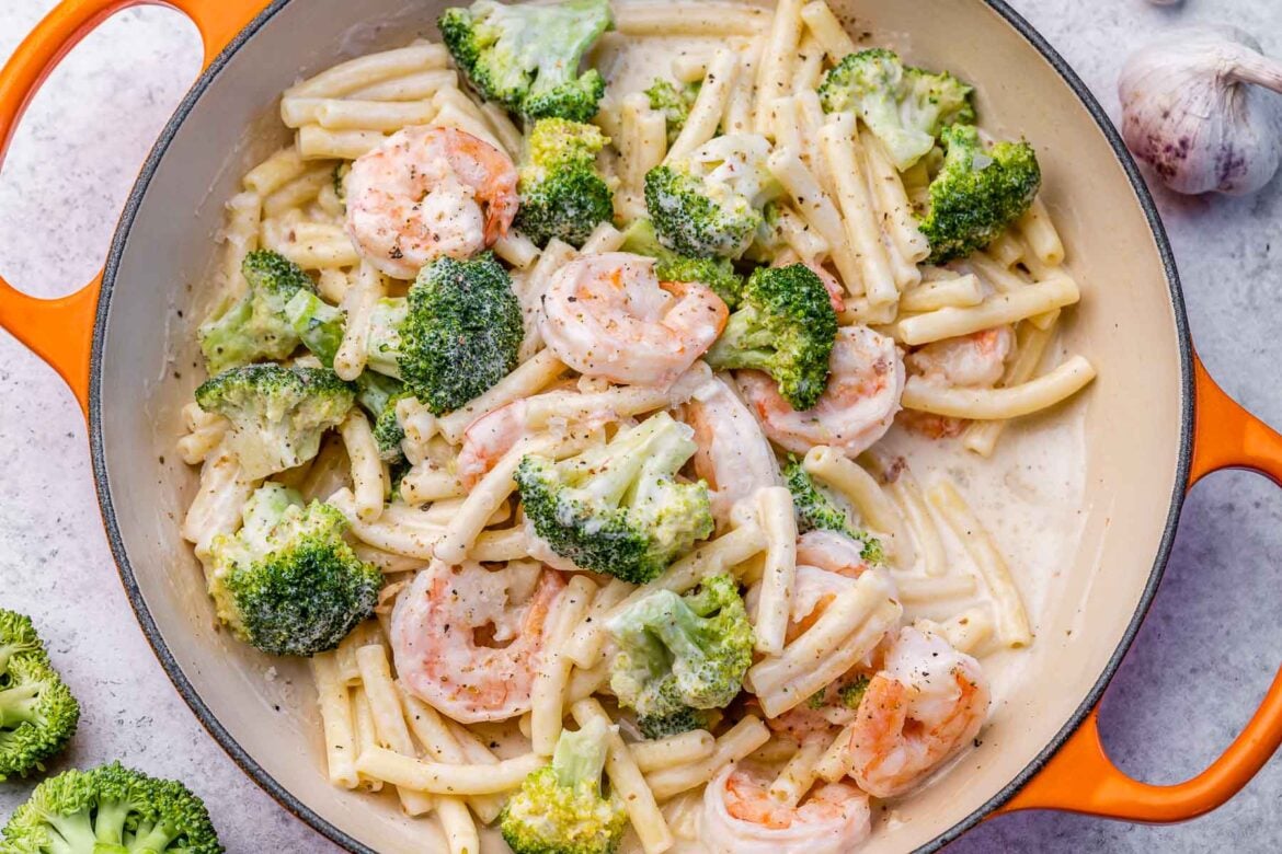 Broccoli Shrimp Alfredo Pasta